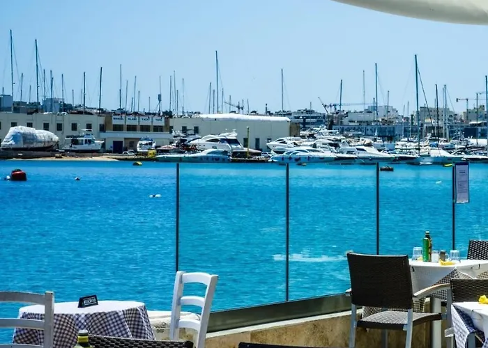 Διαμέρισμα Modern Near Sea *